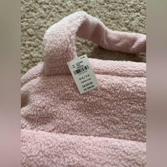 ✨NWT Victoria Secret PINK Cozy Plush Tote - Picture 7 of 9